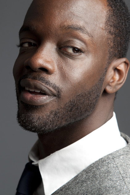 Ato Essandoh como Stuart Hayford