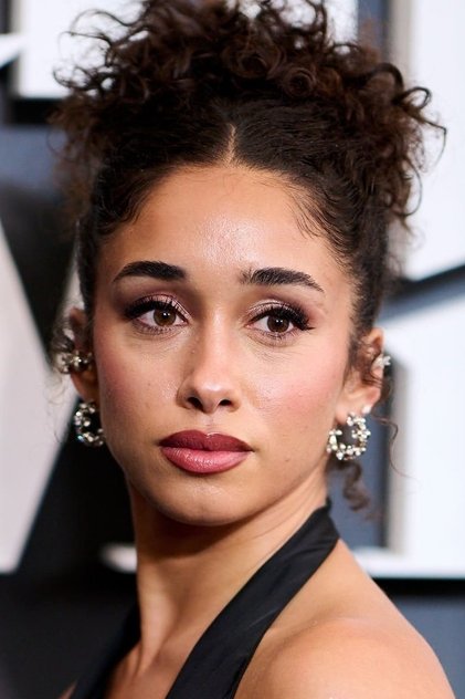 Eva Ruiz dans le rôle de Jenna