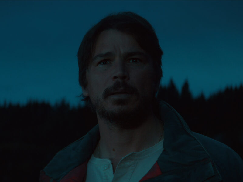 «Below» su Netflix: Josh Hartnett e un paese di Terranova che il mare stava già svuotando