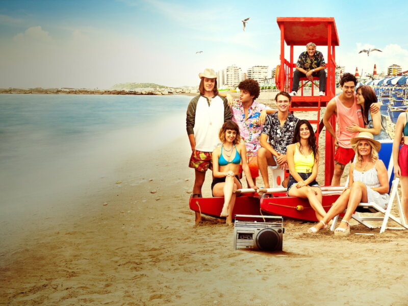 Under the Riccione Sun»: comedia adolescente sin foco claro