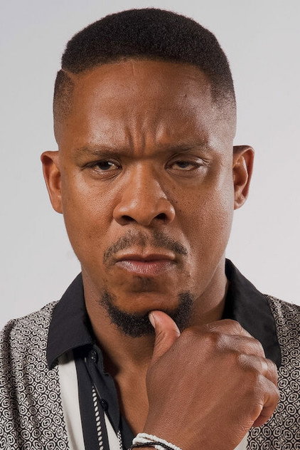 Bongile Mantsai como The Hyena Man