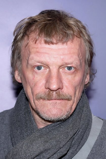 Алексей Серебряков como Yulian Kuznetsov
