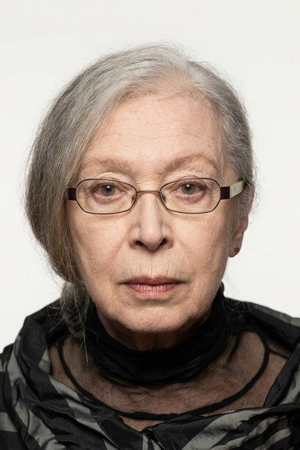 Meral Çetinkaya as Bilge Kadin