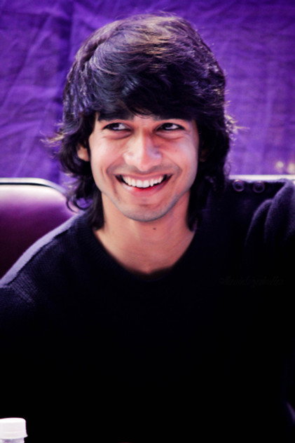 Shantanu Maheshwari as Dr. Roy
