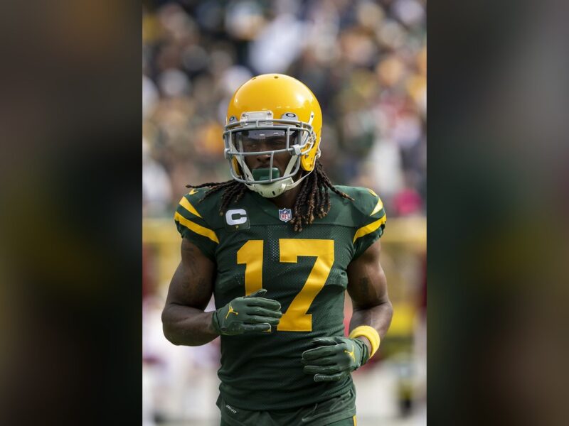 Davante Adams, 세 팀에서 NFL 터치다운 1위를 차지한 유일한 리시버의 마지막 계약 시즌