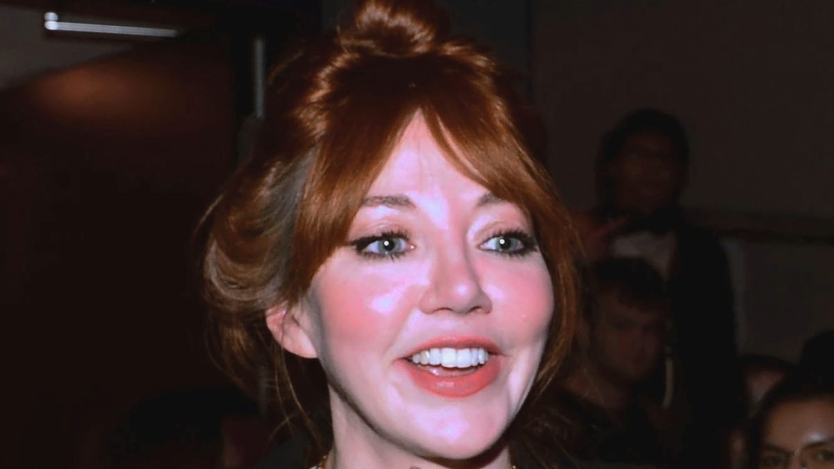 Diane Morgan e a arte de fingir ignorância com perfeição absoluta