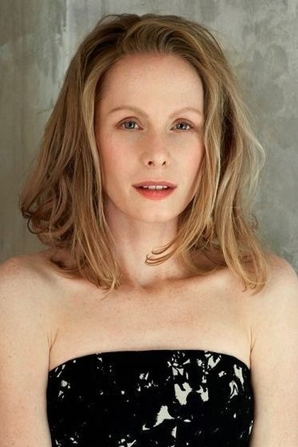Susanne Wuest as Mother