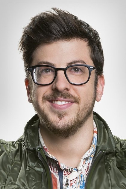 Christopher Mintz-Plasse som Mr. Calvin