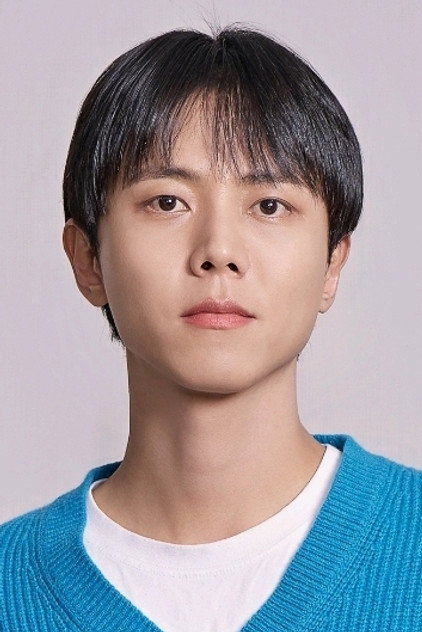Joo Woo-jae în rolul lui Ji Hyeon-su
