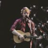 Ed Sheeran, piosenkarz z gitarą, który opanował stadiony bez rezygnowania z intymności