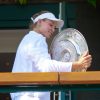エレーナ・リバキナ：二つの国が主張する世界1位のテニス女王