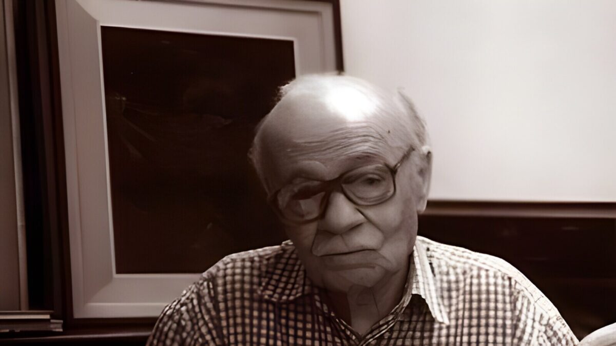 Ernesto Sábato, el físico que terminó sujetando el espejo que Argentina no quería mirar