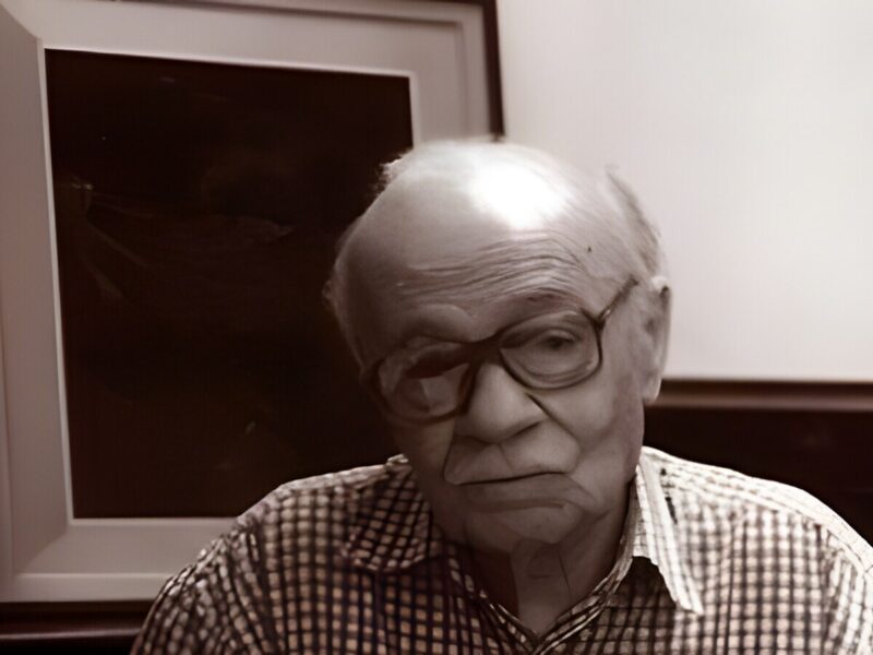 Эрнесто Сабато, физик, ставший романистом и поднёсший Аргентине зеркало, которого она боялась