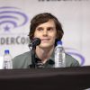 Evan Peters, el actor que siempre vuelve a la oscuridad