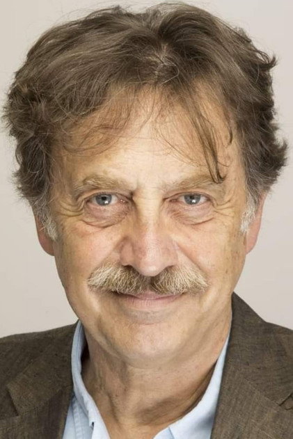 Massimo Wertmüller as Marcello