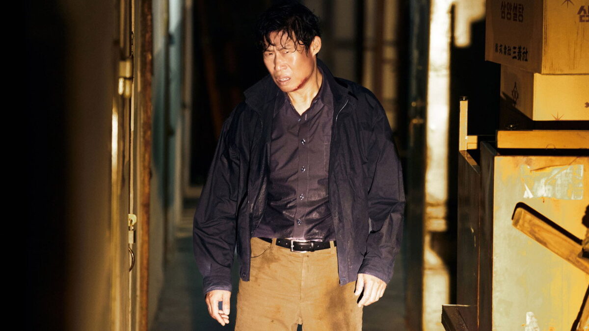 A night scene from Hur Jin-ho 2026 Korean thriller The Assassins