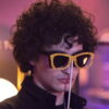 Glamorous: Marco Mejia roba la escena con su audacia