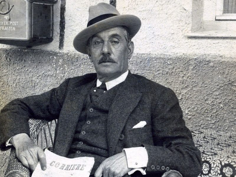 Giacomo Puccini, nhà soạn nhạc qua đời trước khi nghe được màn cuối của kiệt tác để đời