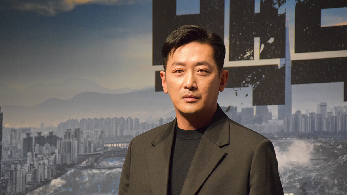 하정우: 1억 관객을 이끈 배우, 그리고 불편한 선택들