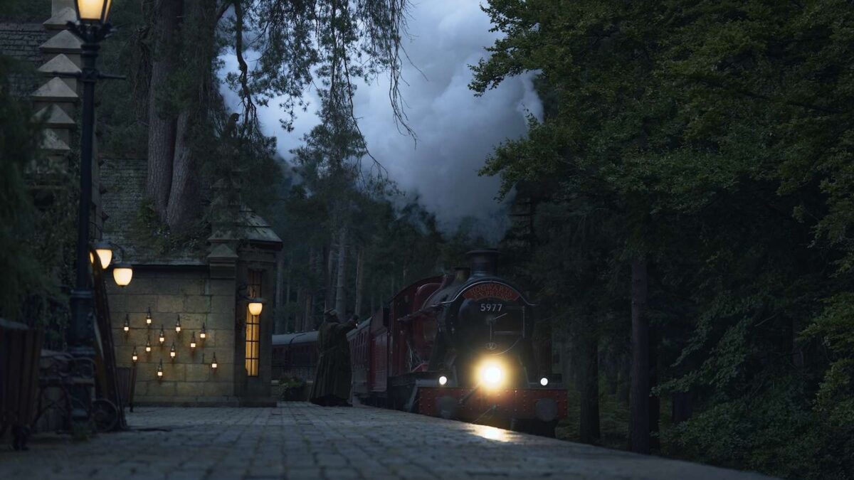 The Hogwarts Express in HBO Harry Potter and the Philosophers Stone