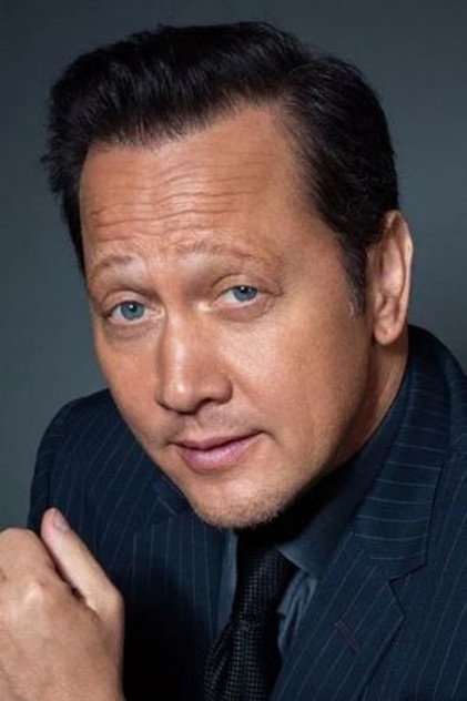 Rob Schneider nel ruolo del preside (voce)