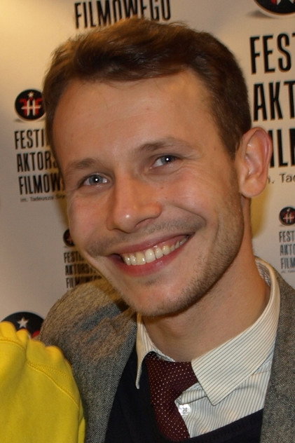 Mateusz Banasiuk nel ruolo di Stefan 'Enzo' Tkaczyk