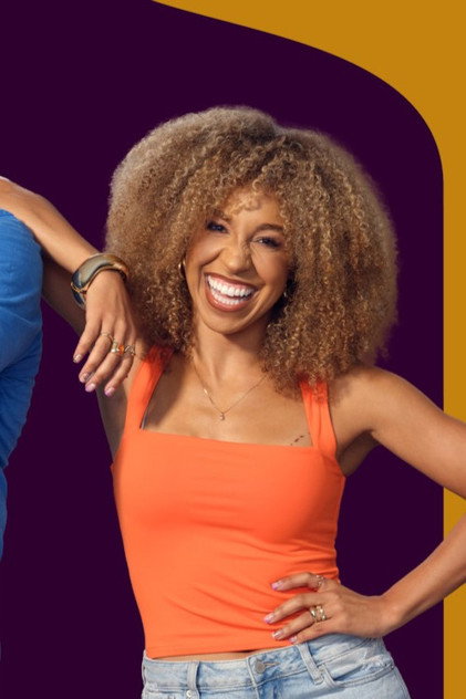 Kayla dans le rôle de Self - Contestant