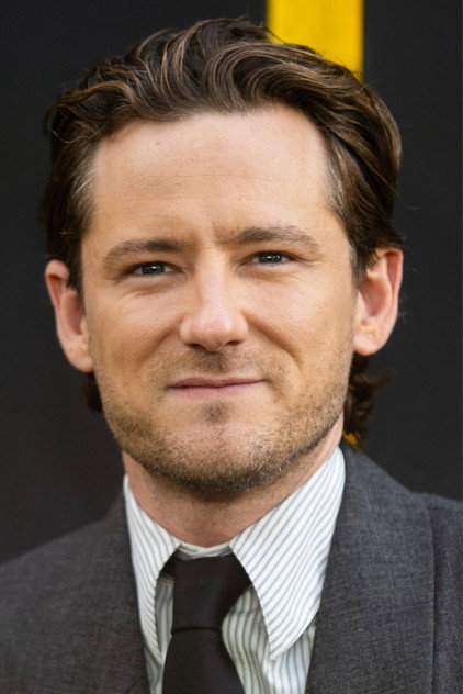 Lewis Pullman as Calvin Evans