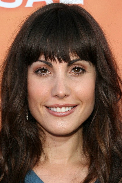 Carly Pope als Carly