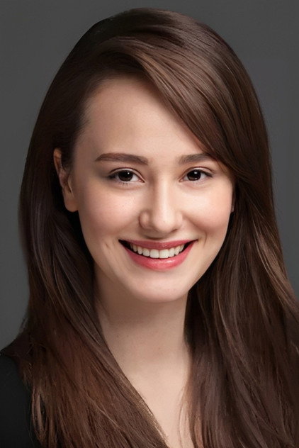 Müge Bayramoğlu as Nehir