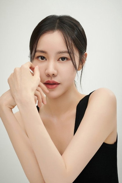 Kim Ye-won dans le rôle de Jeong Eun-joo