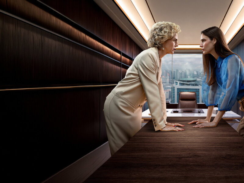 HBO Maxの新作テレノベラ「Collision」——父の会社を継ぐため戻った娘を、母がすでに支配している