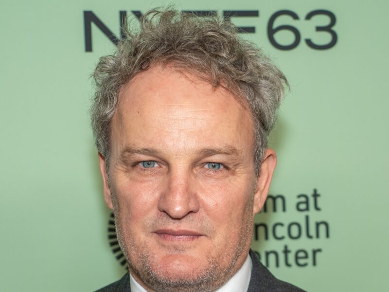 Jason Clarke dá a «Supermax» o peso de prestígio de que a volta de Will Smith precisa