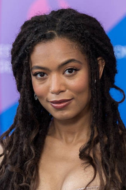 Jaz Sinclair dans le rôle de Marie Moreau