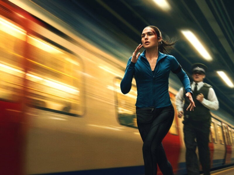 The Runner trên Prime Video: Gal Gadot phải chạy không ngừng, nếu không con trai sẽ chết