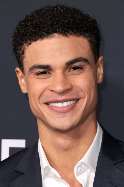 Kolton Stewart as Tyson Monroe