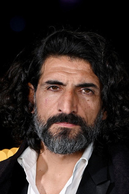 Numan Acar como Nadir