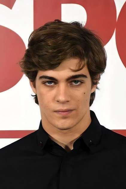 Lorenzo Zurzolo as Vincenzo
