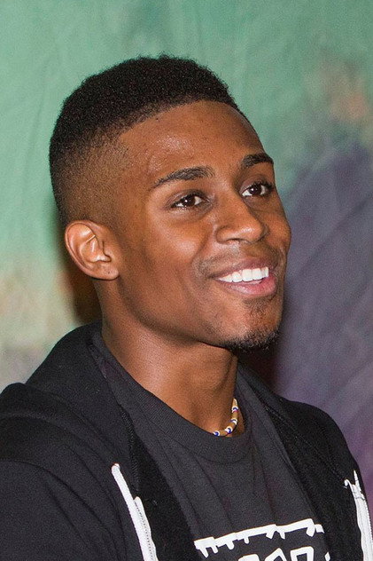 Steven Prescod como Carl