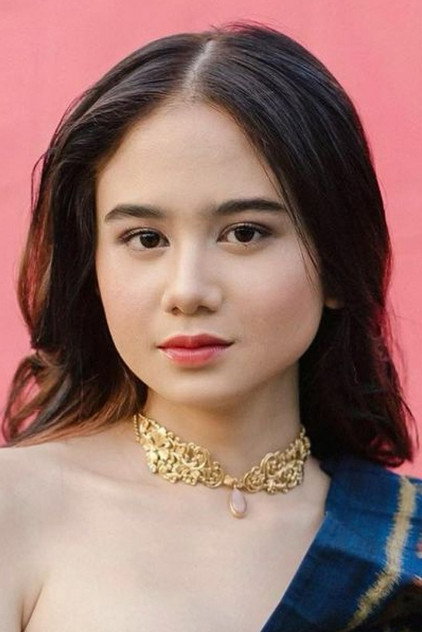 Tissa Biani as Young Rukayah