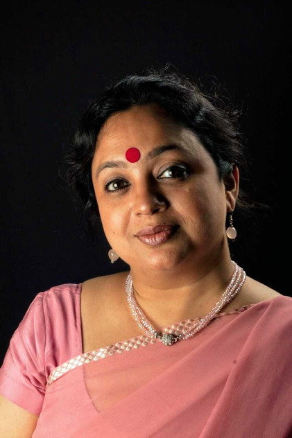 Anjuman Saxena 역 Malti Jha