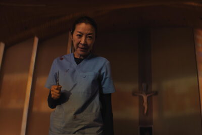 Michelle Yeoh răspunde Oscarului cu un bisturiu – iar echipa lui John Wick o vinde la TIFF