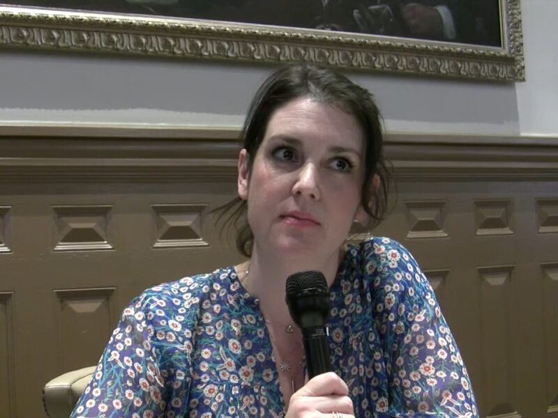Melanie Lynskey: Zwanzig Jahre im Schatten, jetzt das Zentrum der Bühne