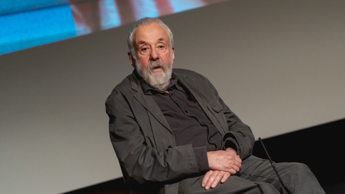 マイク・リーと誰も見ようとしなかった場所を映し続けた50年のイギリス映画