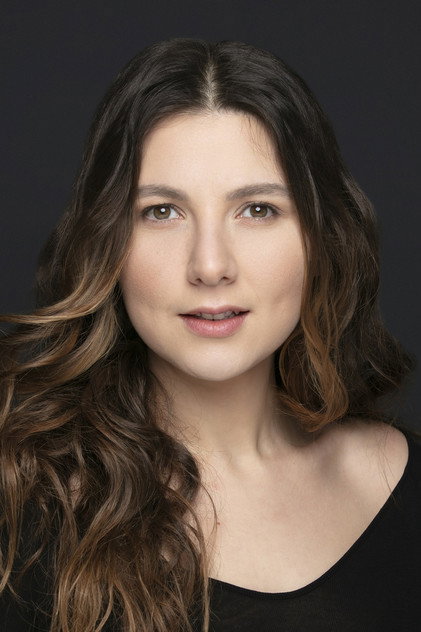 Gamze Karaduman as Feride