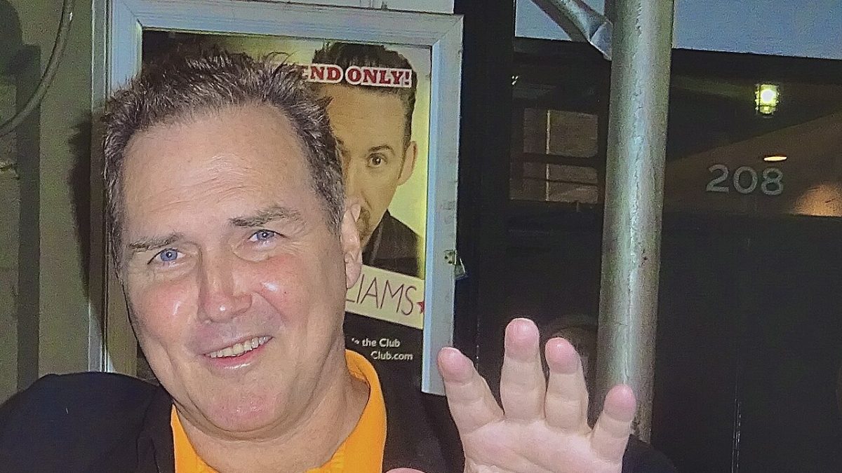 Norm Macdonald: SNL’in haber masasından alınan Kanadalı komedyen