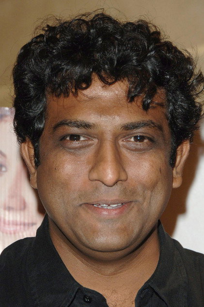 Anurag Basu como Shy's Father
