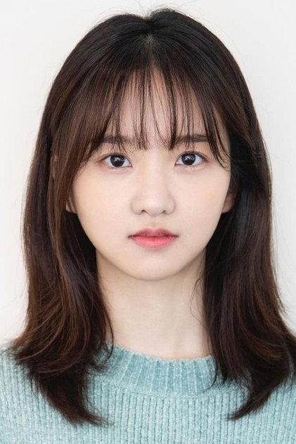朴正妍 飾 Kim Myeong-nam