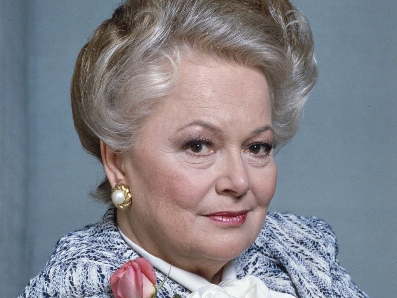 Olivia De Havilland, a atriz que processou Hollywood e abriu caminho para os direitos dos atores