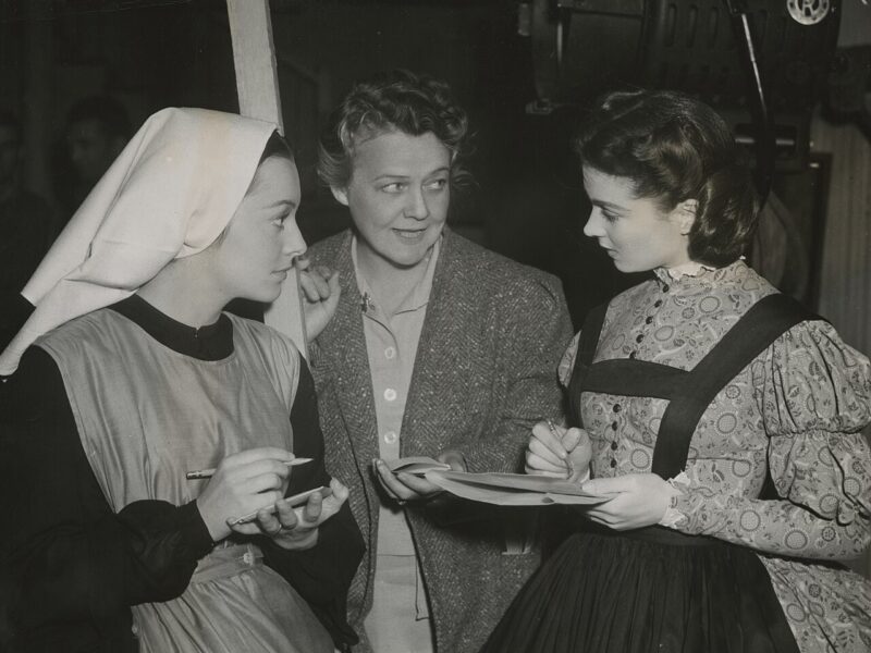 Olivia De Havilland, nữ diễn viên đưa Hollywood ra tòa và giành chiến thắng lịch sử